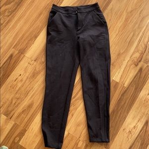 Lululemon city trek trouser